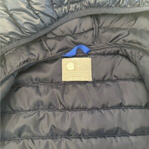 Primary boys dark blue puffer jacket size 6-7